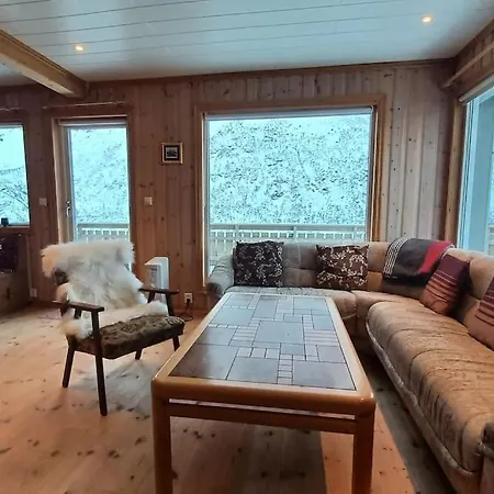 House In Quiet Vally, In The Middel Of Lofoten Βίλα