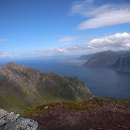 House In Quiet Vally, In The Middel Of Lofoten וילה